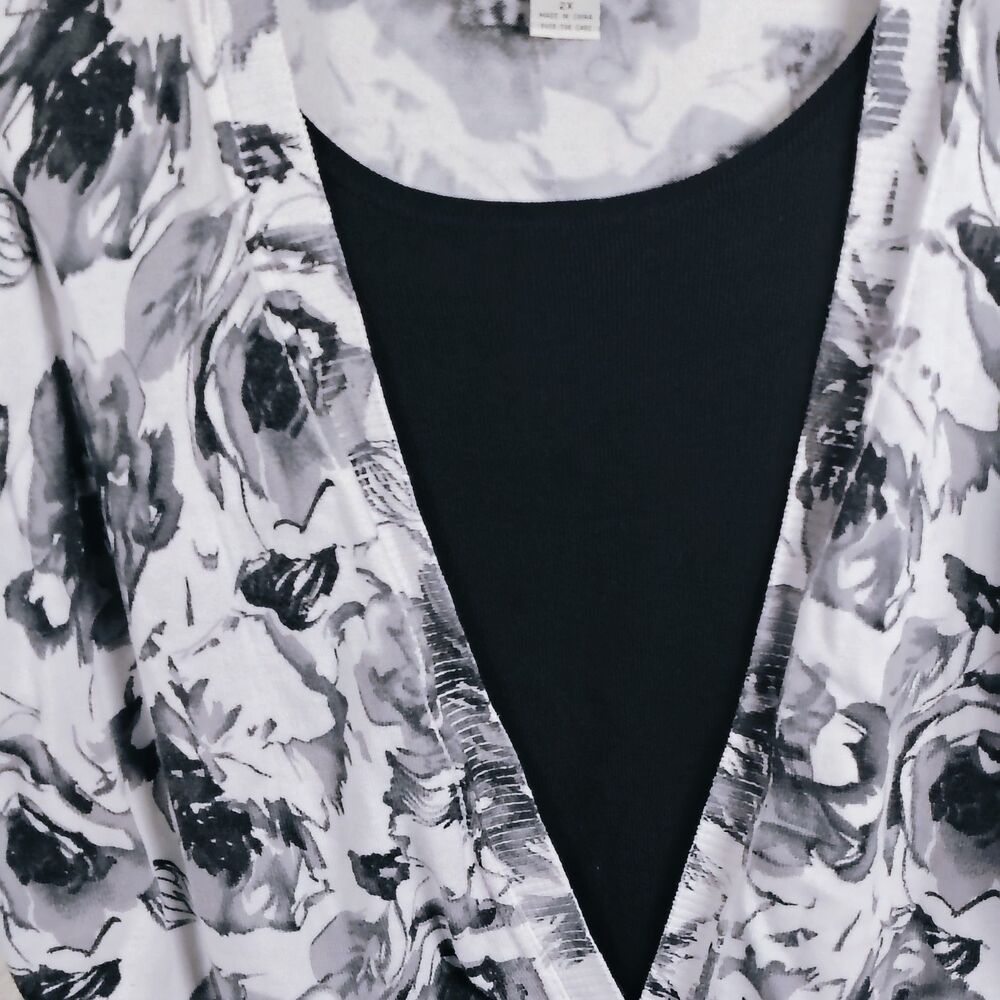 Cathy Daniels Blouse Womens Large Black White Floral 3/4 sleeve - Picture 2 of 5